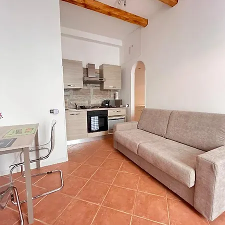Apartment Kibilu - Via Palazzi - Stazione - Corso Buenos Aires - Shopping Area Milan
