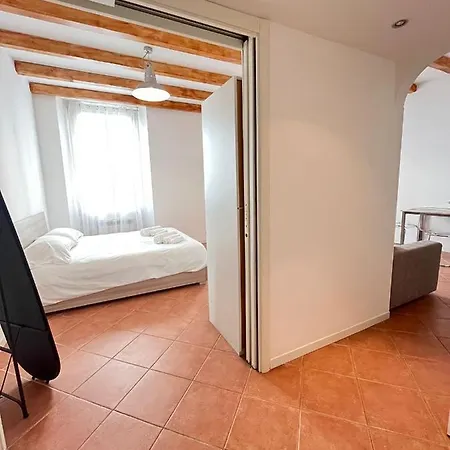 Kibilu - Via Palazzi - Stazione - Corso Buenos Aires - Shopping Area *
