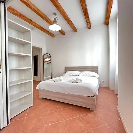 Kibilu - Via Palazzi - Stazione - Corso Buenos Aires - Shopping Area Apartment