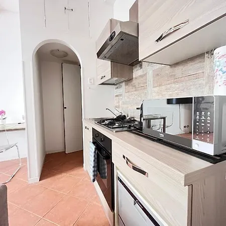 Kibilu - Via Palazzi - Stazione - Corso Buenos Aires - Shopping Area Appartamento
